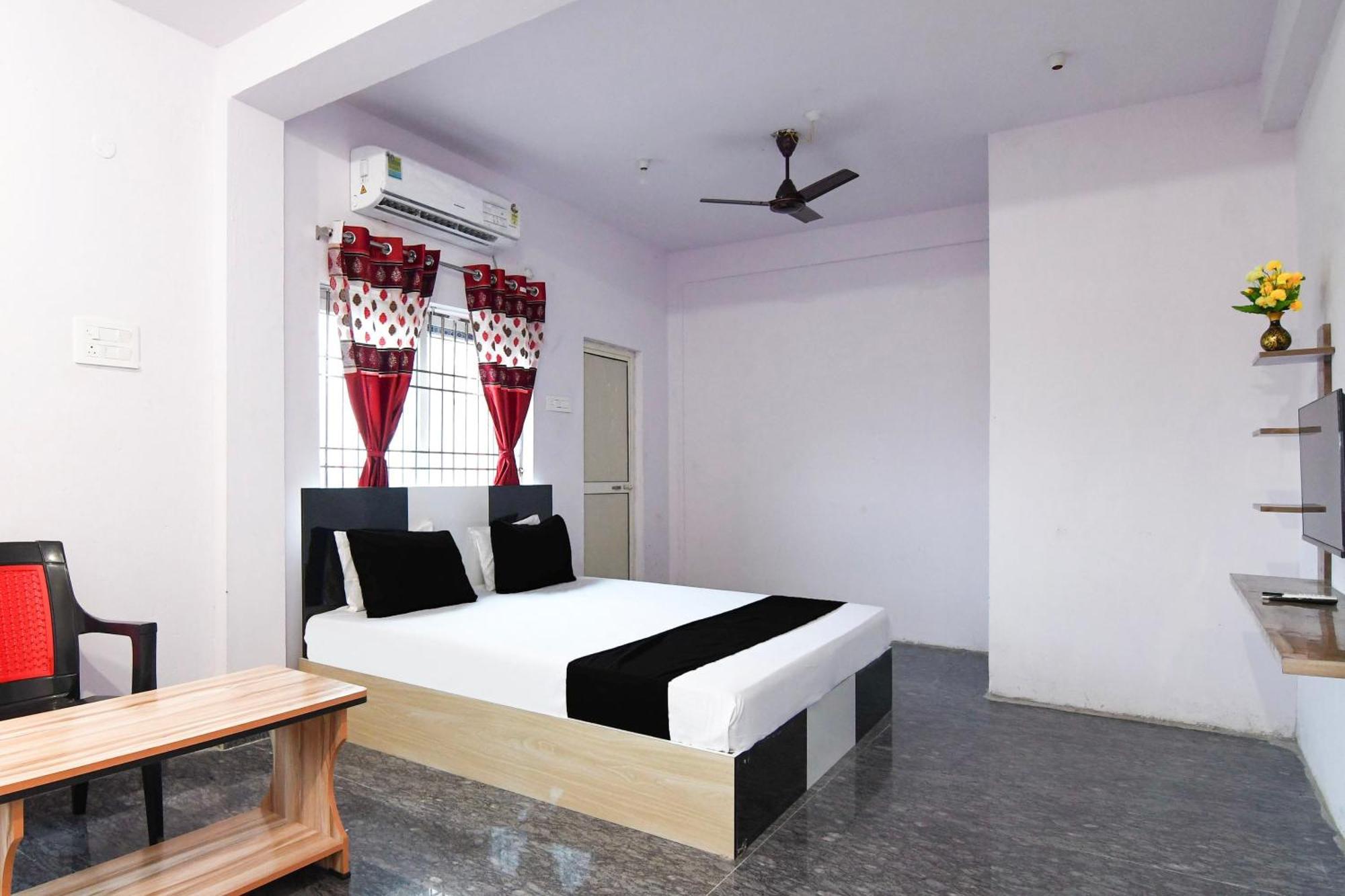 Hotel O Silk City Palace Brahmapur Esterno foto