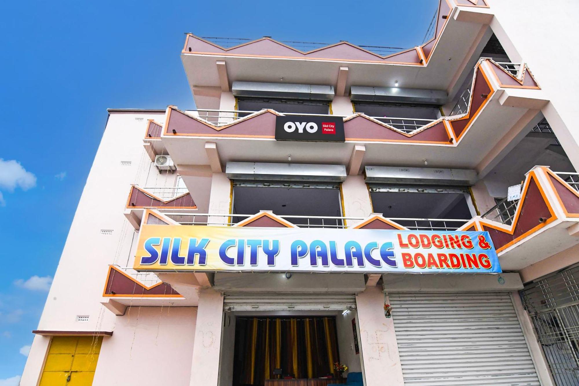 Hotel O Silk City Palace Brahmapur Esterno foto